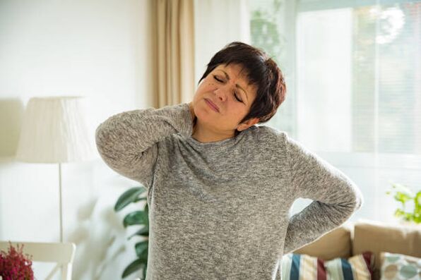 ženska ima osteohondrozo vratne hrbtenice